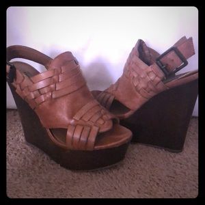 Steve Madden WINNAA Wedges